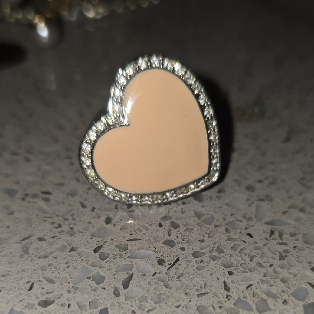 Chic Heart-Shaped Tan Ring with Silver Details